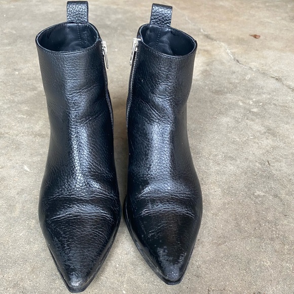 Everlane Boss Boot - Picture 5 of 7